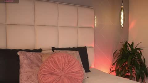 Sara online show from March 30, 2026, 11:11 am