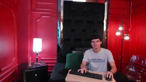 Snapshot of saranaomy_ chatting on November 5, 2025, 2:55 am Sara and Edward online show from November 5, 2025, 2:55 am