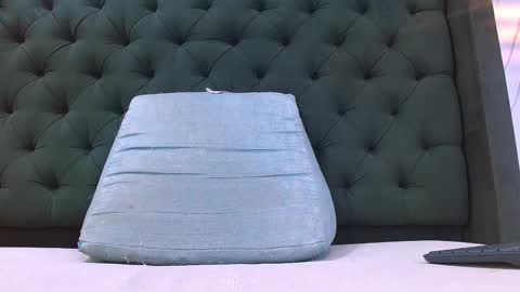 Snapshot of sarasaenz_999 chatting on January 9, 2026, 8:32 pm Sarita online show from January 9, 2026, 8:32 pm