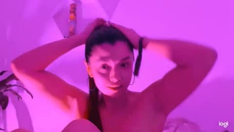 Saray  online show from December 16, 2024, 10:45 pm