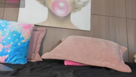 Snapshot of saraycollins chatting on July 16, 2026, 3:34 am online show from July 16, 2026, 3:34 am