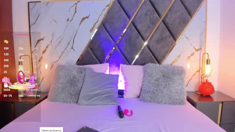 Saray Lopez online show from November 20, 2025, 11:04 pm