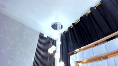 Saray online show from November 12, 2025, 7:35 pm