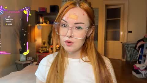 Veronika online show from October 20, 2025, 5:46 pm