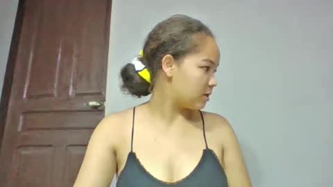 Snapshot of sarhon917962 chatting on May 11, 2026, 7:47 am sarhon917962 online show from May 11, 2026, 7:47 am