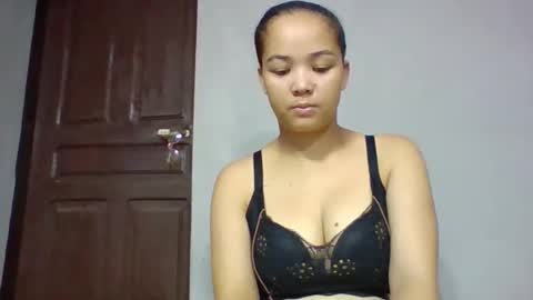 Snapshot of sarhon917962 chatting on May 12, 2026, 6:54 am sarhon917962 online show from May 12, 2026, 6:54 am