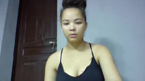 Snapshot of sarhon917962 chatting on May 16, 2026, 10:36 am sarhon917962 online show from May 16, 2026, 10:36 am