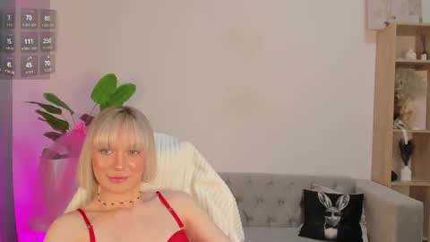 Your Selena 3 online show from March 25, 2026, 3:12 am