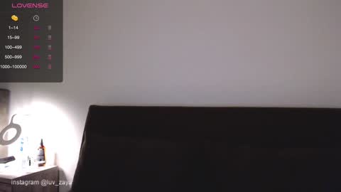 Snapshot of sarinaluv chatting on January 2, 2025, 11:27 pm online show from January 2, 2025, 11:27 pm