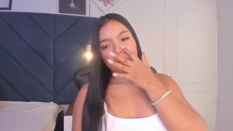 Sara  online show from January 8, 2025, 3:29 am