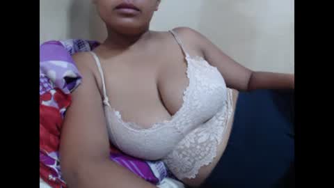 saronette online show from January 14, 2025, 7:17 am