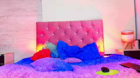 Snapshot of sary_littlesmiles chatting on April 23, 2026, 3:41 am Sary online show from April 23, 2026, 3:41 am