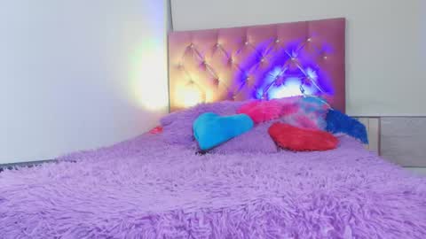 Snapshot of sary_littlesmiles chatting on May 18, 2026, 2:29 am Sary online show from May 18, 2026, 2:29 am