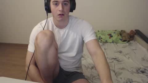 sasha_calvin online show from October 5, 2025, 6:39 pm