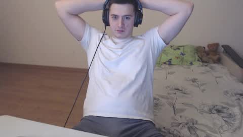 sasha_calvin online show from November 18, 2025, 7:40 pm