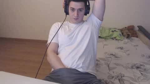 sasha_calvin online show from November 21, 2025, 10:47 am