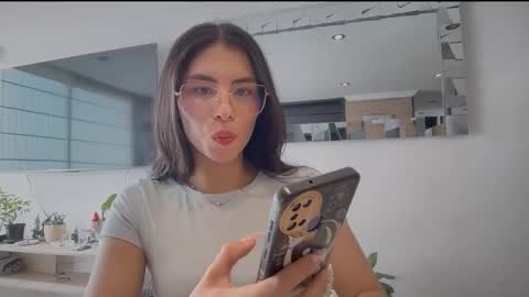 Snapshot of sasha_jonne chatting on January 7, 2026, 1:57 pm sasha_jonne online show from January 7, 2026, 1:57 pm