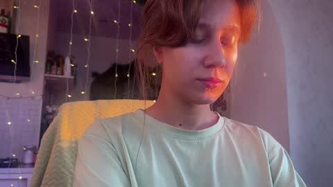 Alexandra Sasha in short online show from January 6, 2025, 7:31 am