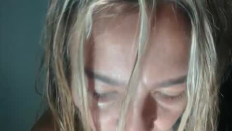 sasha online show from December 5, 2025, 8:23 am