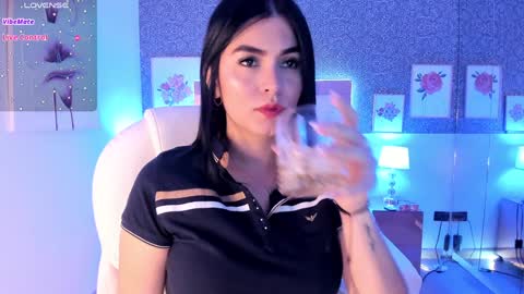 Snapshot of sasha_sims chatting on December 9, 2024, 3:54 pm Camila online show from December 9, 2024, 3:54 pm