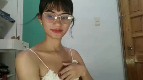 Snapshot of sashafuckss chatting on April 15, 2026, 1:12 am Call Me Sasha online show from April 15, 2026, 1:12 am