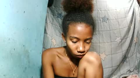 sasivia08 online show from May 28, 2026, 9:06 am
