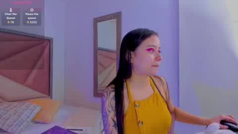 saskiagrendel online show from February 10, 2026, 12:15 am