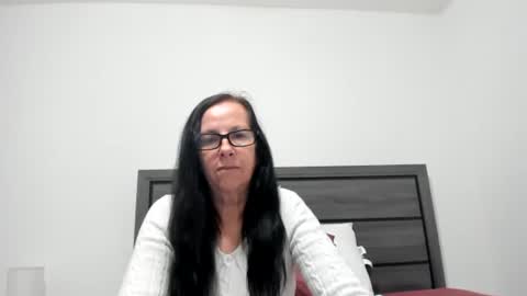 Sassiest Peach Goddess online show from November 24, 2025, 11:54 am