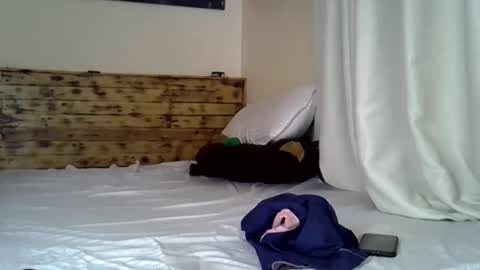 sassy online show from November 1, 2025, 10:17 am