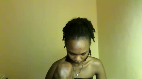 Snapshot of sasy_tina chatting on February 9, 2026, 12:53 pm Tina online show from February 9, 2026, 12:53 pm