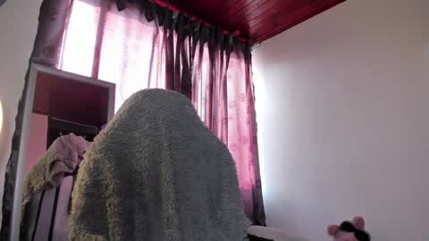 Snapshot of satanbabee_ chatting on February 8, 2025, 9:57 pm im expecting 300 thumbs up on my altar online show from February 8, 2025, 9:57 pm