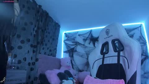 Snapshot of satanbabee_ chatting on October 10, 2025, 12:09 am im expecting 300 thumbs up on my altar online show from October 10, 2025, 12:09 am