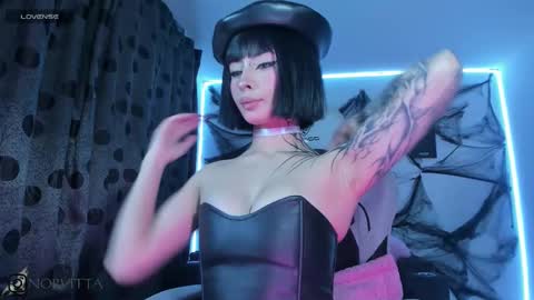 Snapshot of satanbabee_ chatting on October 28, 2025, 11:18 pm im expecting 300 thumbs up on my altar online show from October 28, 2025, 11:18 pm