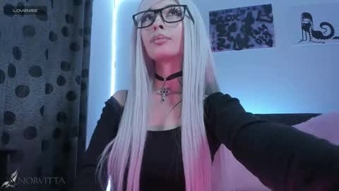 Snapshot of satanbabee_ chatting on November 18, 2025, 2:06 am im expecting 300 thumbs up on my altar online show from November 18, 2025, 2:06 am