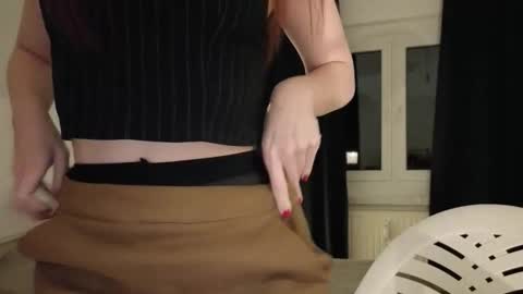 Lori online show from February 22, 2026, 6:39 pm