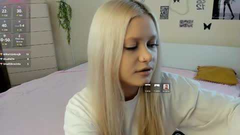 satinpresence online show from May 5, 2026, 5:59 am