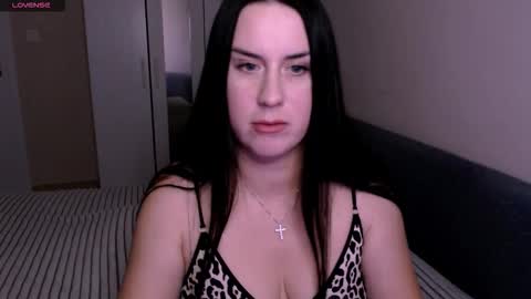 satisfaction__ online show from January 16, 2026, 3:27 pm