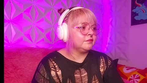 Gina George online show from January 17, 2026, 1:54 am