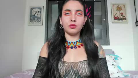 Zaren online show from April 23, 2026, 9:39 pm