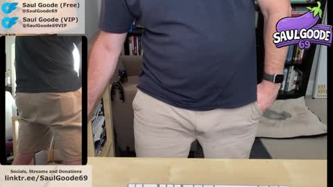 Snapshot of saulgoode69 chatting on September 9, 2025, 9:47 pm Saul Goode online show from September 9, 2025, 9:47 pm