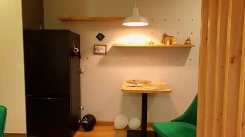 LUNA and ANNA    online show from February 27, 2025, 4:53 pm