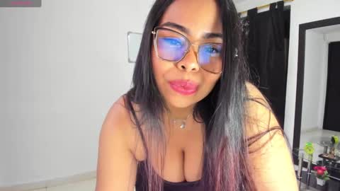 Snapshot of sava_lee chatting on February 7, 2025, 2:19 am Sava lee online show from February 7, 2025, 2:19 am