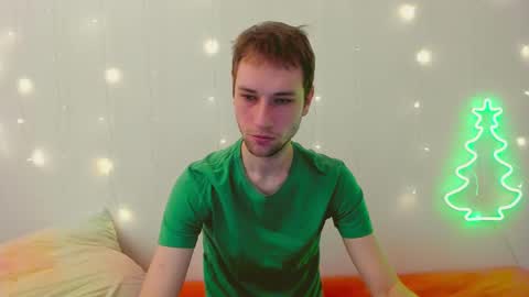 Snapshot of savak_hottie chatting on January 15, 2025, 2:49 am Savak Laakem online show from January 15, 2025, 2:49 am