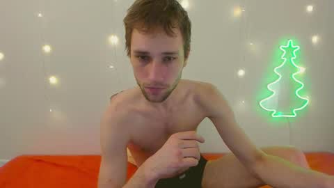 Snapshot of savak_hottie chatting on January 20, 2025, 9:53 pm Savak Laakem online show from January 20, 2025, 9:53 pm