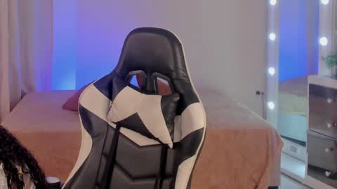 Snapshot of savannahwildee chatting on January 14, 2025, 12:14 pm Savannahwildee online show from January 14, 2025, 12:14 pm