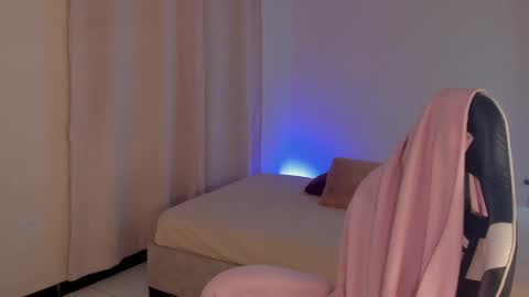 Snapshot of savannahwildee chatting on February 20, 2025, 3:52 pm Savannahwildee online show from February 20, 2025, 3:52 pm