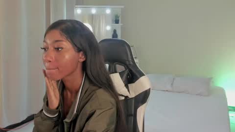 Snapshot of savannahwildee chatting on March 1, 2025, 11:28 am Savannahwildee online show from March 1, 2025, 11:28 am