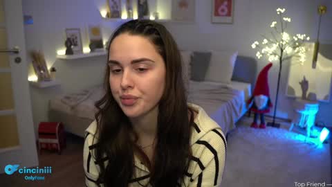 Naomi online show from December 1, 2024, 7:47 pm