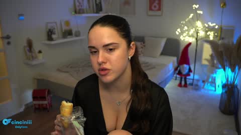 Naomi online show from January 4, 2025, 7:23 pm