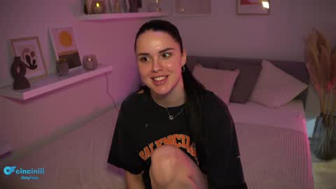 Naomi online show from February 5, 2025, 7:53 pm